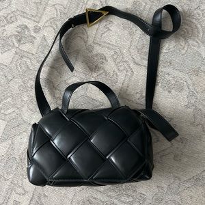 Tanner bag black